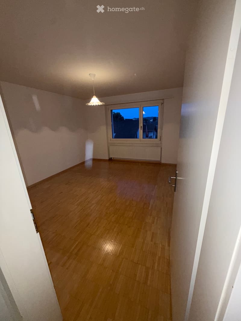 2.5 Zimmer Wohnung in Lenzburg nähe Bahnhof (3)