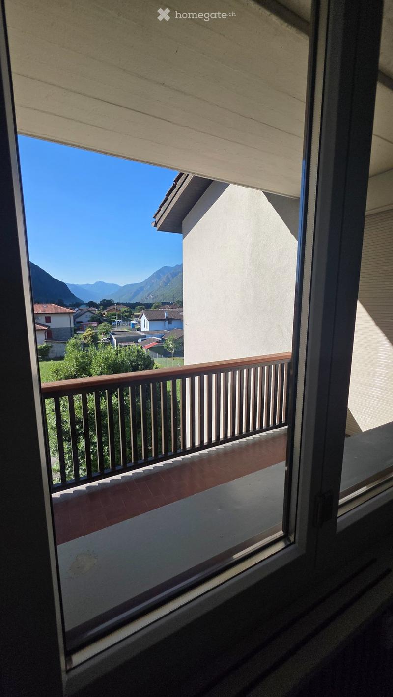 Affittasi appartamento 5.5 locali a Biasca (2)