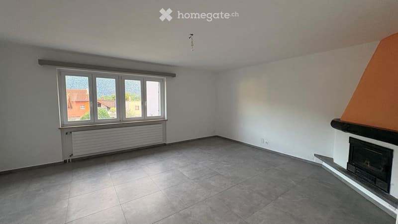 AFFITTASI APPARTAMENTO 4.5 LOCALI A CUGNASCO (1)