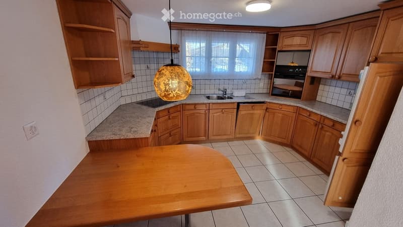 Grosszügige 2.5 Zimmer-Wohnung (1)