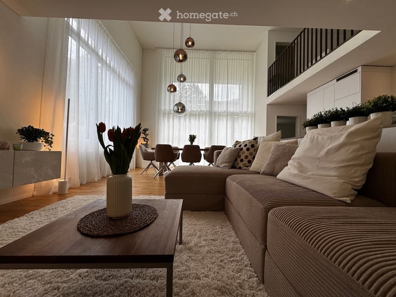 Befristet, möbliert: 3.5-Zimmer-Maisonette in Uster (1)