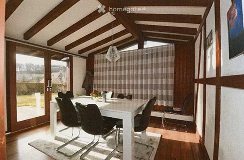 Wohnkomfort in Bösingen 6.5-Zi.-EFH mit Wintergarten (2)
