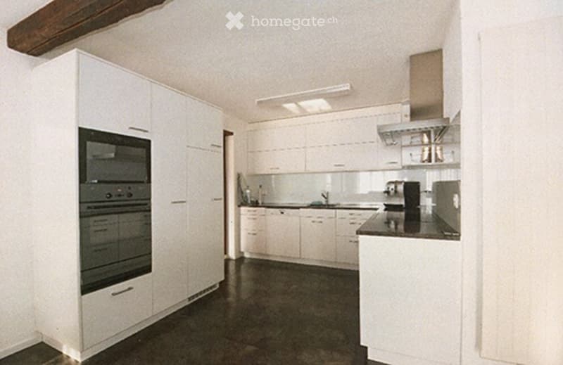 Wohnkomfort in Bösingen 6.5-Zi.-EFH mit Wintergarten (3)