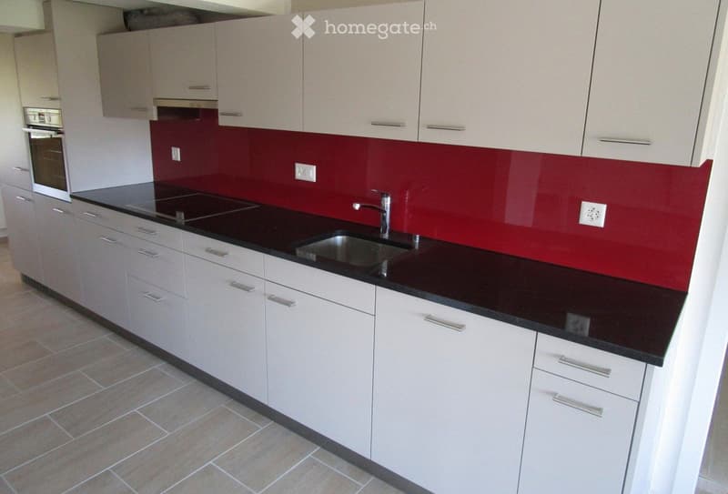 3.5-Zimmer-Wohnung mit Bergsicht & Aussenbereich (1)