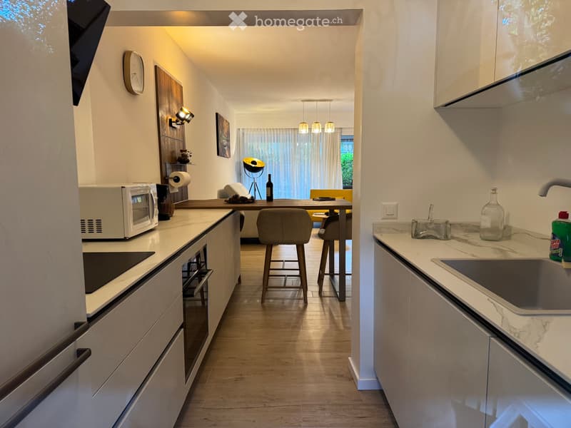 Appartamento 2.5 ad Ascona: Un Gioiello di Design e Luce (3)