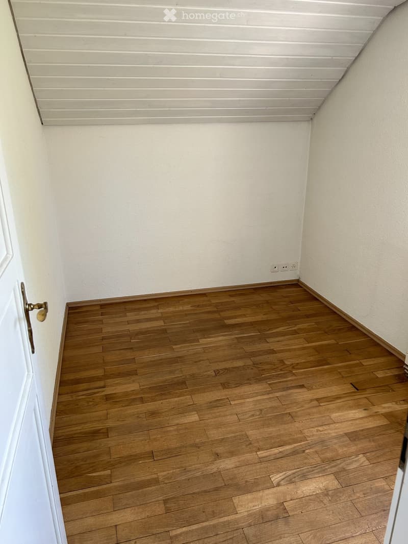 WG-Zimmer in Einfamilienhaus mit Garten in Wettingen (3)
