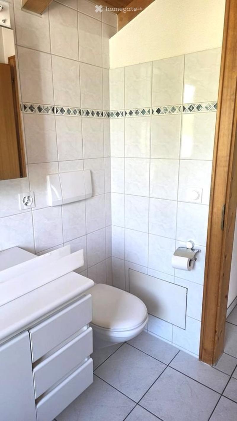 Zentrale Wohnung an der Seefront ab sofort zu vermieten. (5)