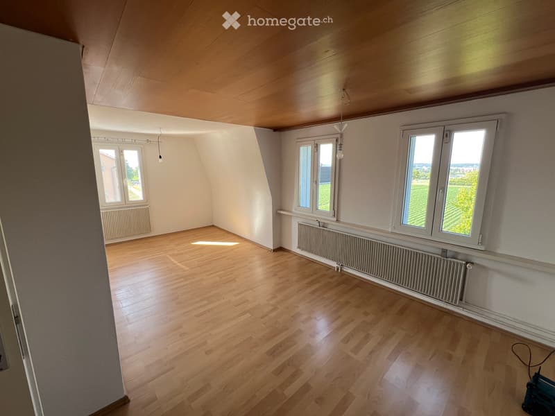 4 Zimmer Wohnung zu Vermieten (2)