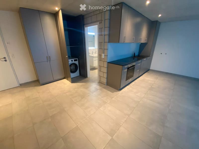 Moderne 2.5 Zimmer Maisonette (1)