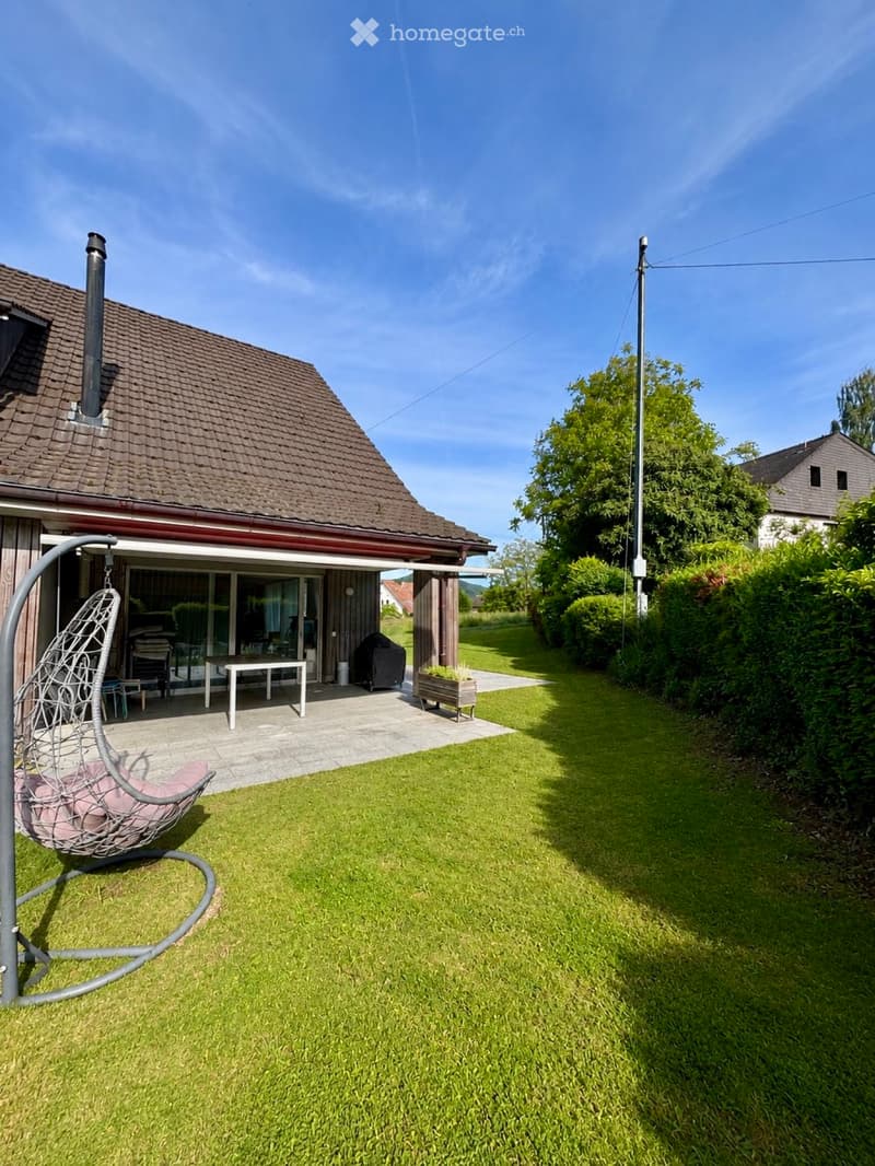 Exklusive 3,5 Zimmer Wohnung (1)