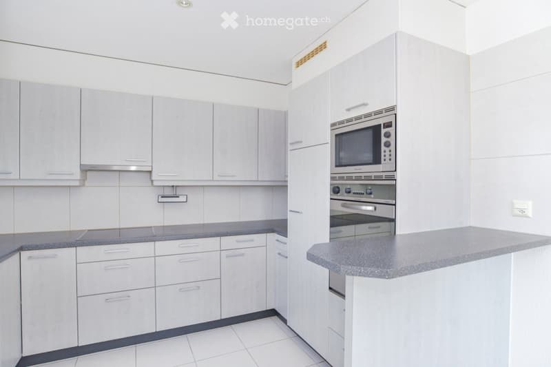 Charmante 3.5-Zimmer-Wohnung in Remetschwil (2)