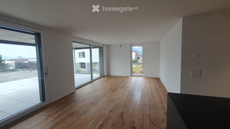 Grosszügige 4.5 Zimmer WHG mit grossem Balkon und Aussicht (5)
