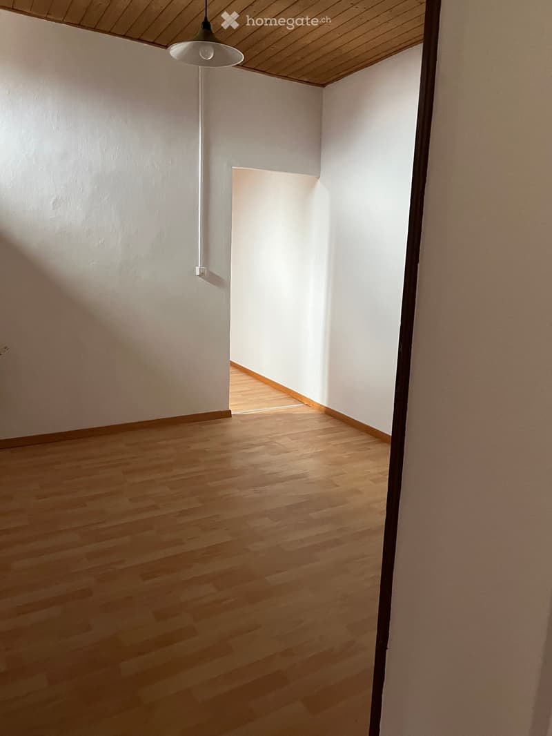Affittasi appartamento 3 locali ad Arogno 1000fr (4)