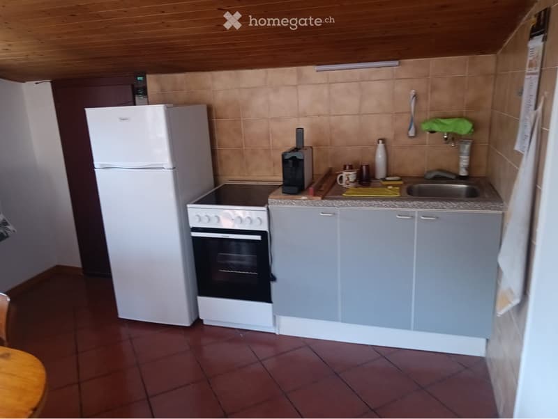 Affittasi appartamento 3 locali ad Arogno 1000fr (6)