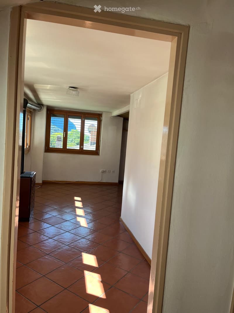 Affittasi appartamento 3 locali ad Arogno 1000fr (1)