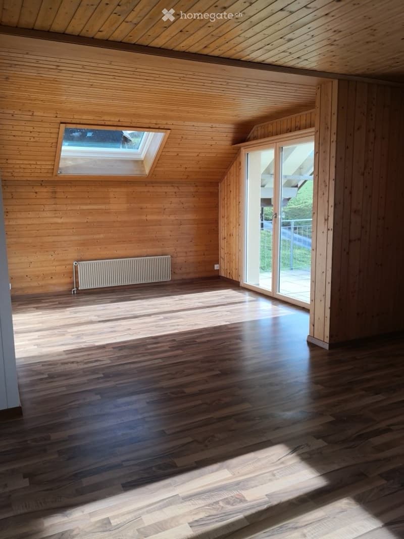 4.5 Zi wohnen im Grünen mit Balkon und Loggia (4)