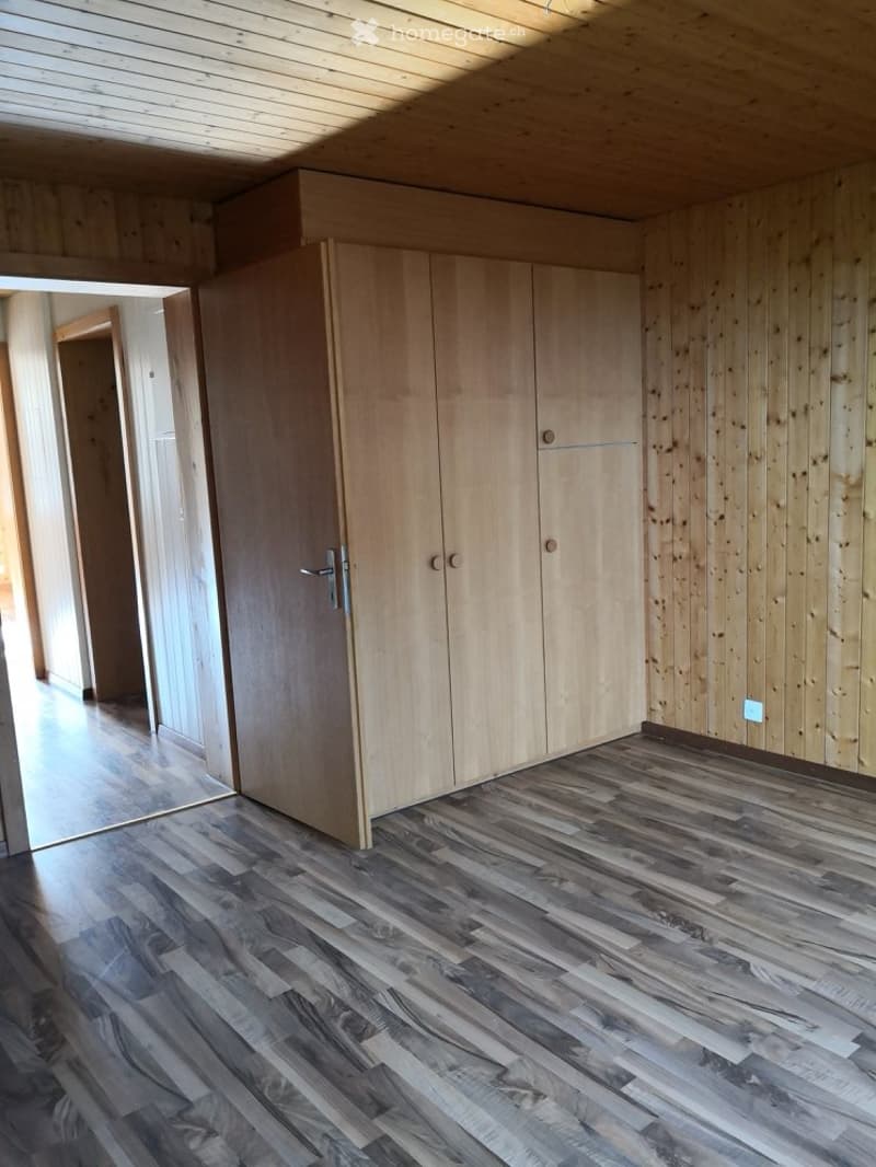 4.5 Zi wohnen im Grünen mit Balkon und Loggia (1)