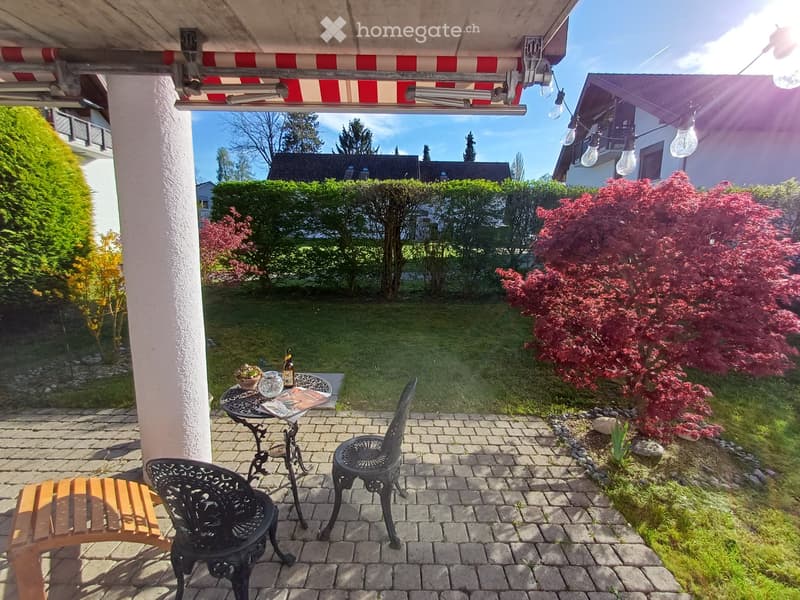 Grosse 4,5 Z. Gartenwohnung mit 1 Tiefgaragenparkplatz (2)