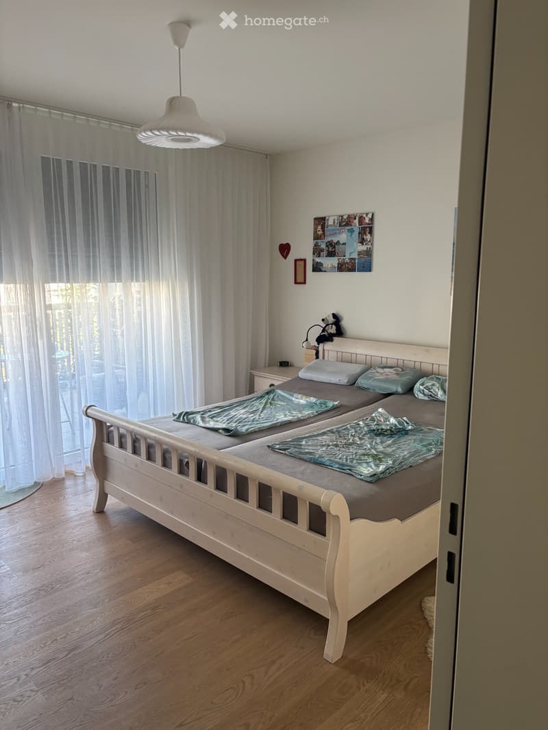 helle freundliche 2.5 Wohnung zu vermieten ab 01.10.2026 (3)