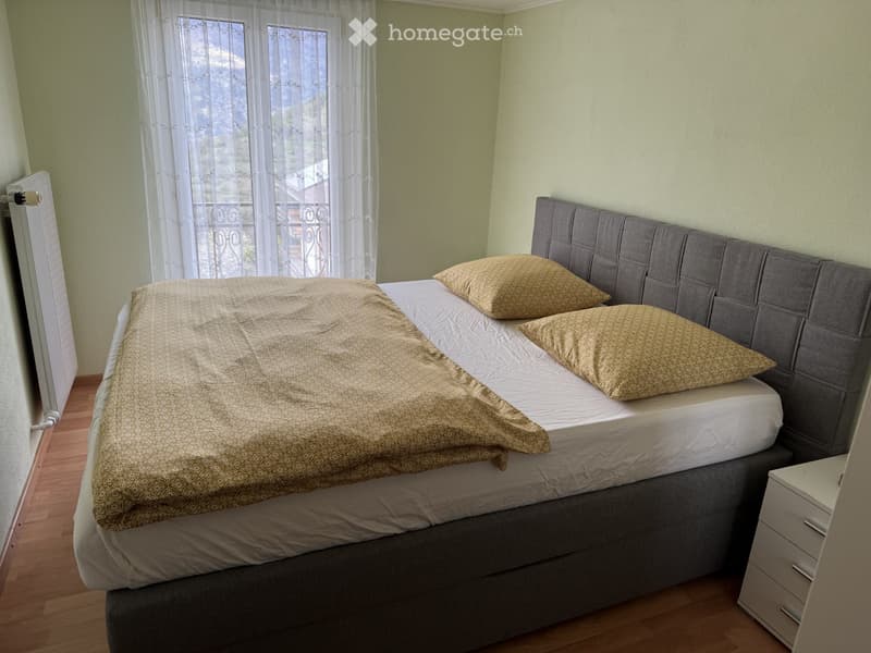 Möbilierte 3.5 Zr Wohnung mit 2 Nebenräumen (3)