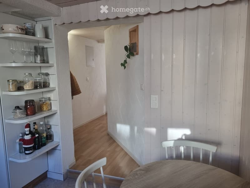Gemütliche, offene 2-Zimmer-Altbauwohnung mit Balkon (4)
