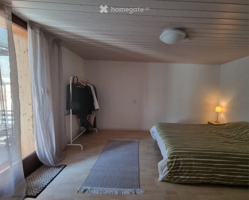 Gemütliche, offene 2-Zimmer-Altbauwohnung mit Balkon (2)