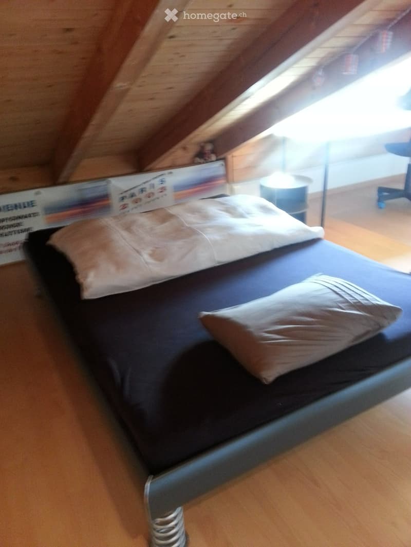 Zimmer in Reihenhaus zu vermieten (1)