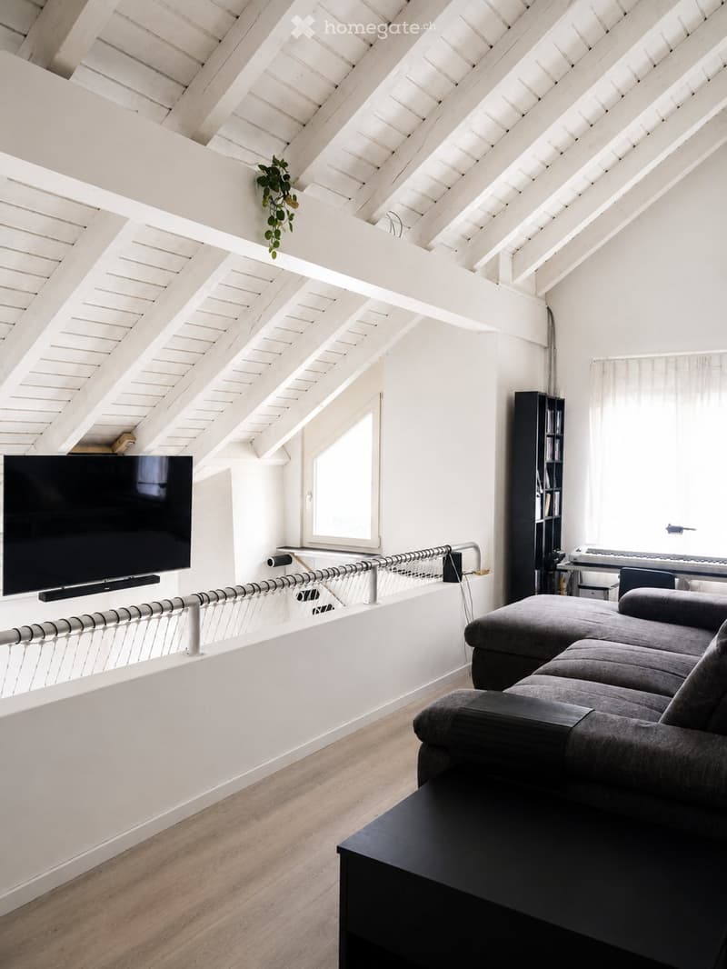 Grosszügige 6.5-Zimmer-Maisonettewohnung zur Mitbenutzung (2)