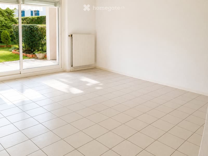 Attraktive 2.5-Zimmer-Gartenwohnung mit Bergsicht in Vouvry (2)
