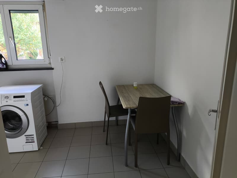 WG Zimmer in 4 Raum Wohnung zu vermieten (4)