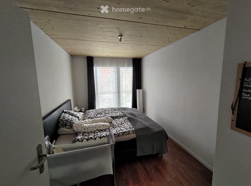 Nachmieter gesucht Helle 4.5-Zimmer-Wohnung Hinwil (2)