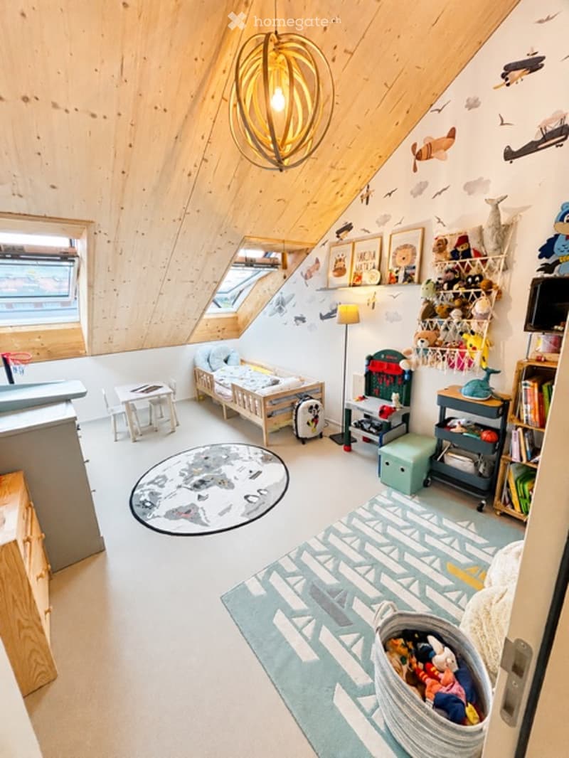 Moderne 4.5-Zimmer-Dachwohnung mit Weitblick (13)