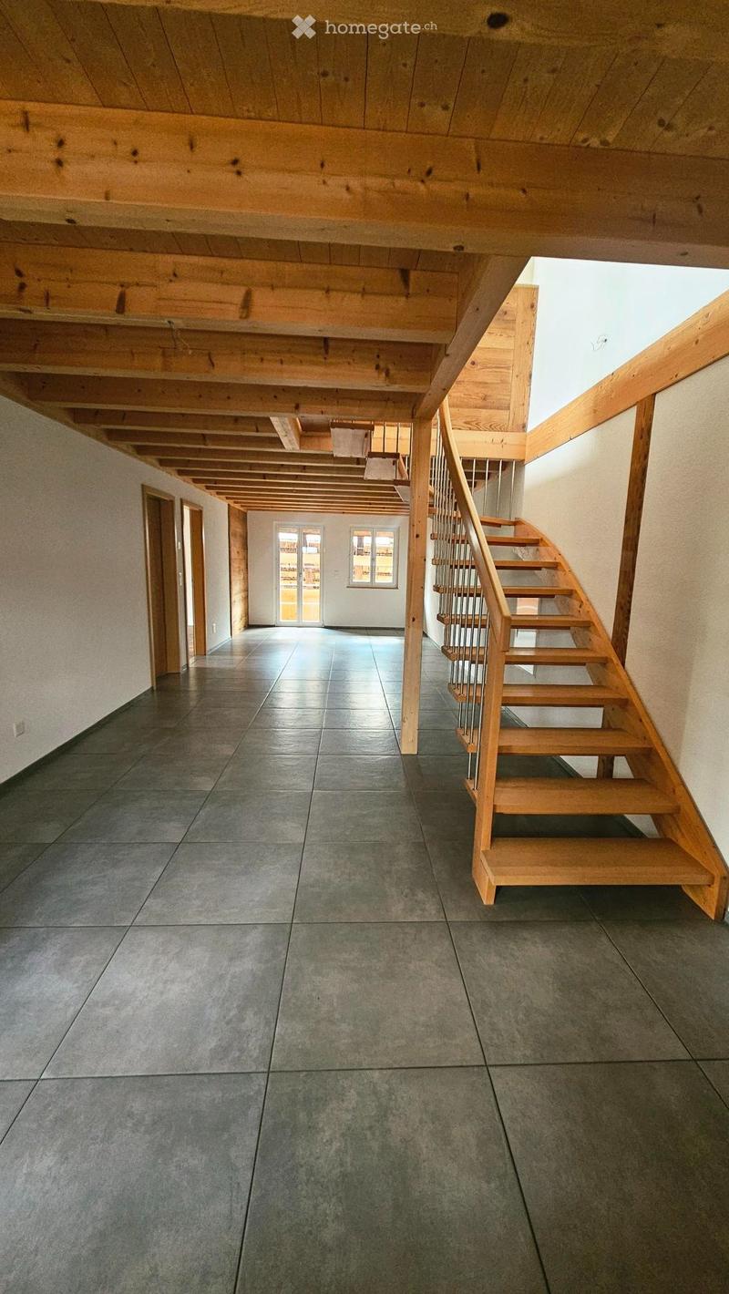 Moderne 4.5-Maisonettewohnung im Bauernhaus mit Bergpanorama (3)