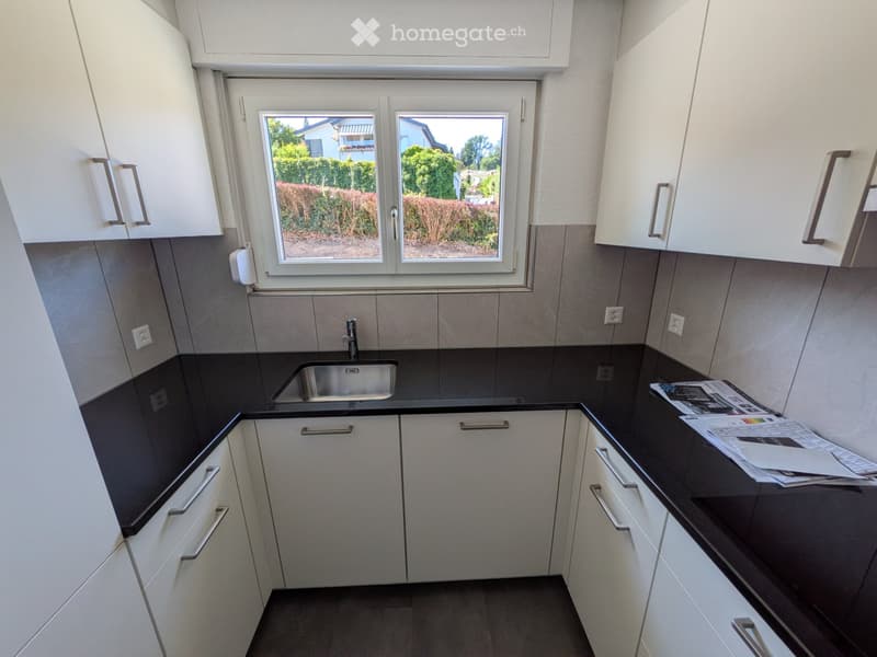 Grosszügige 5.5-Zimmerwohnung mit Garten in Einfamilienhaus (2)