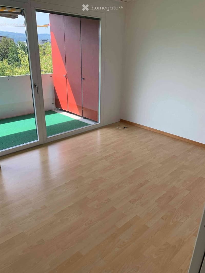 Schöne, ruhige 3,5 Zi.-Wohnung in Wohlen inkl. Garagenplatz (3)