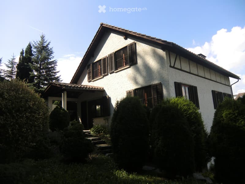 Freistehendes 6Zi-Landhaus mit Seesicht (1)