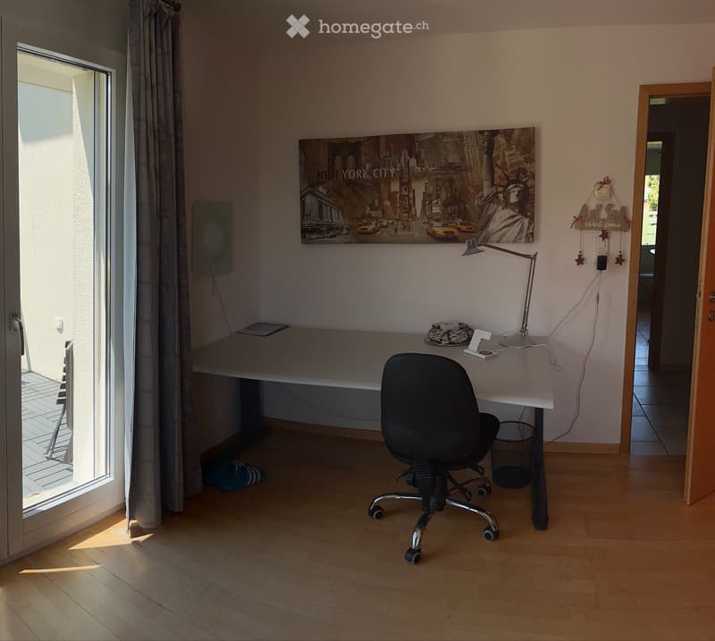 Zimmer zu vermieten (2)