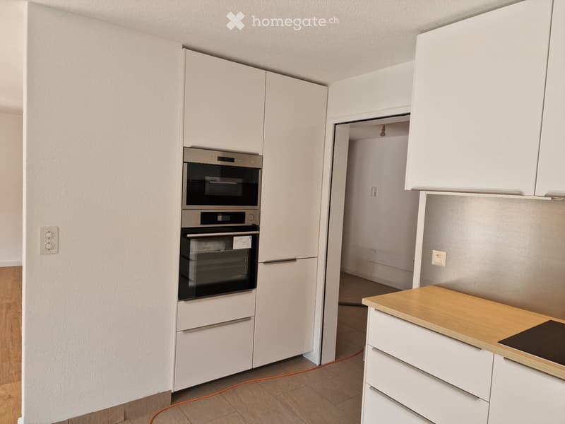 Schöne 5,5- Zimmerwohnung zu vermieten (3)