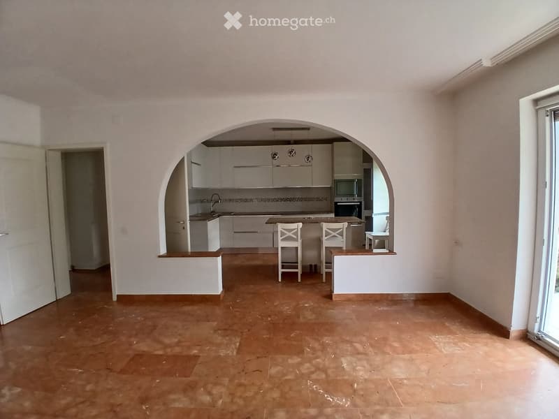 Affittasi luminoso appartamento in zona tranquilla (2)