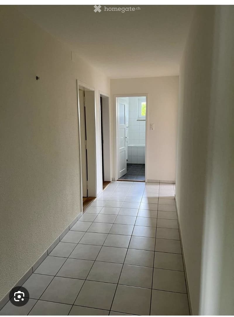 Nachmieter gesucht. Schöne, günstige 3 Zimmer Wohnung (1)