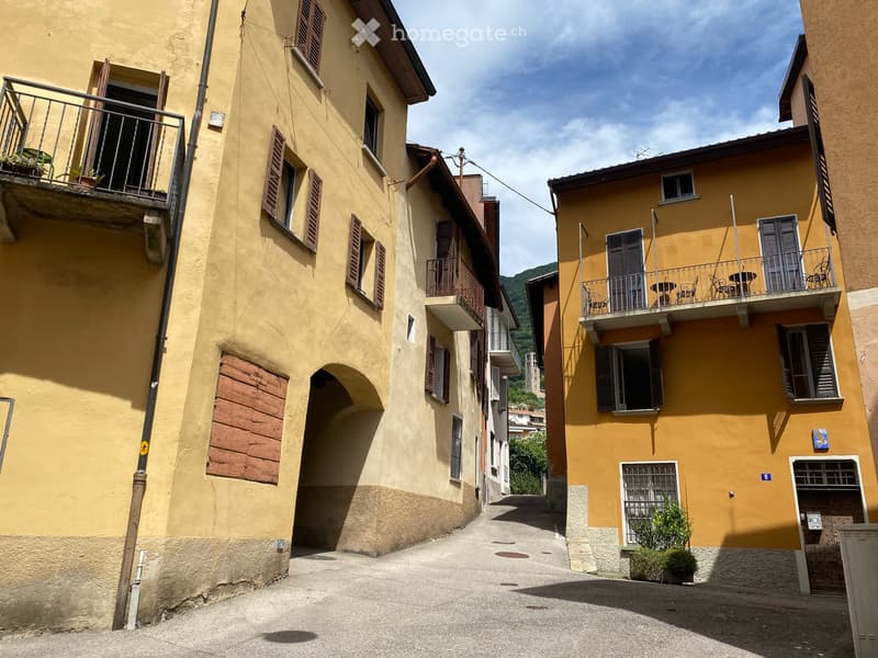 Casa   condizione acquisto dell'arredo (2)