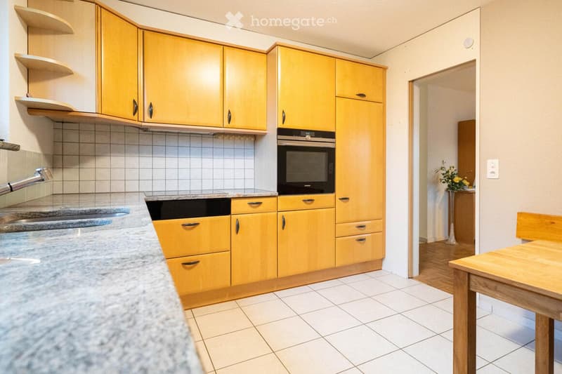Schönes Zimmer an ruhiger und attraktiver Wohnlage (2)