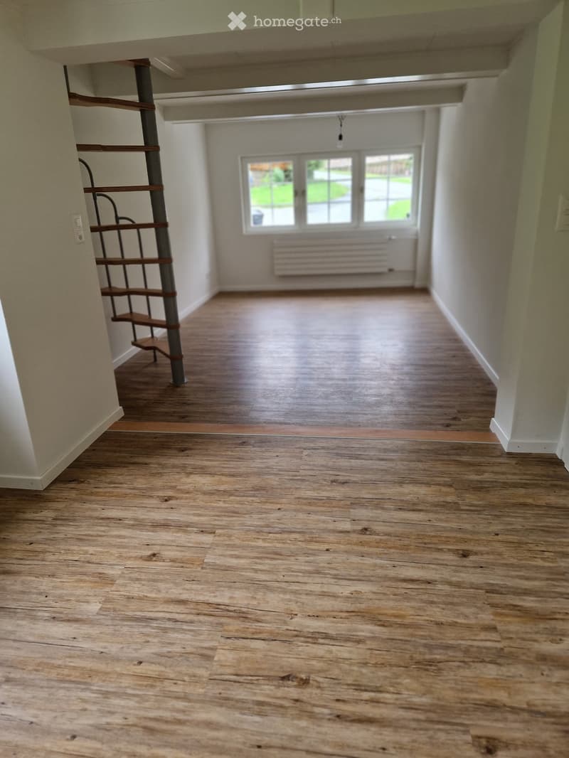 2-Zimmer-Wohnung mit eigenem Etagen-WC (3)