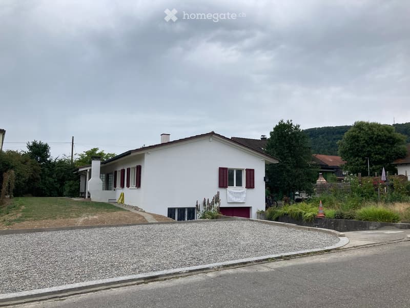 Freistehendes EFH mit grossem Umschwung, Möriken AG (2)