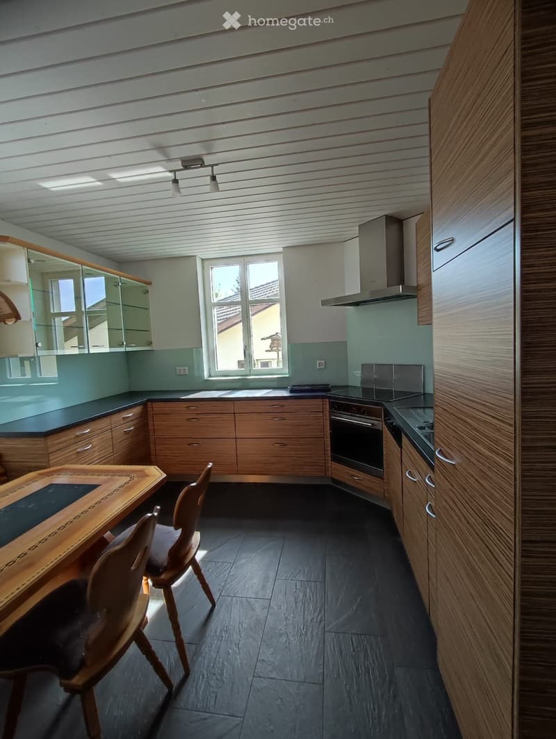 5.5-Zimmer-Maisonettewohnung zu vermieten in Berg per 1.11. (2)