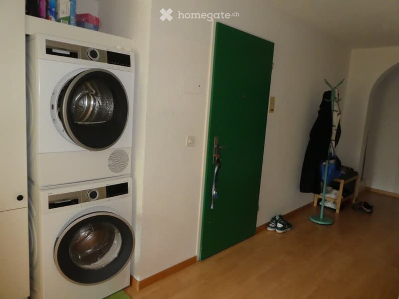 Gemütliches Zimmer in Frauen-WG in Luzern (5)