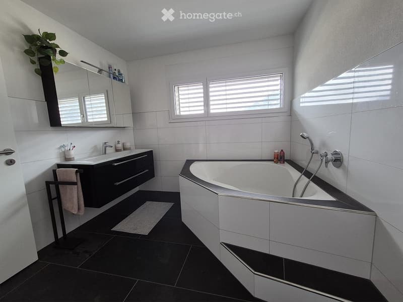 Exklusive 4.5 Zimmer-Attika-Wohnung per 1.10.2026 (5)