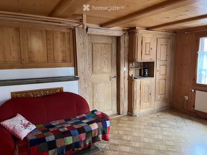 Grossräumige Wohnung zu vermieten ab sofort (2)