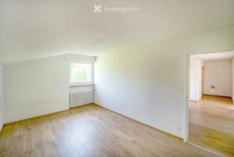 Helle 3.5-Zimmer-Wohnung im 2. Obergeschoss (4)