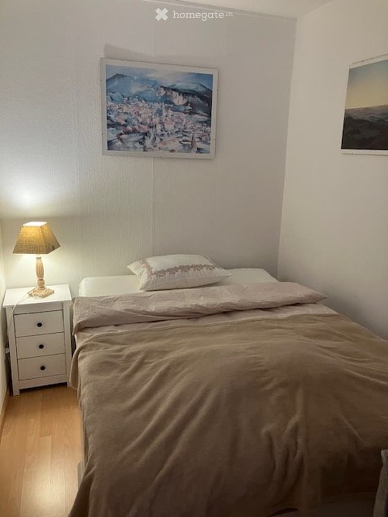 Ruhiges Zimmer zu vermieten (2)